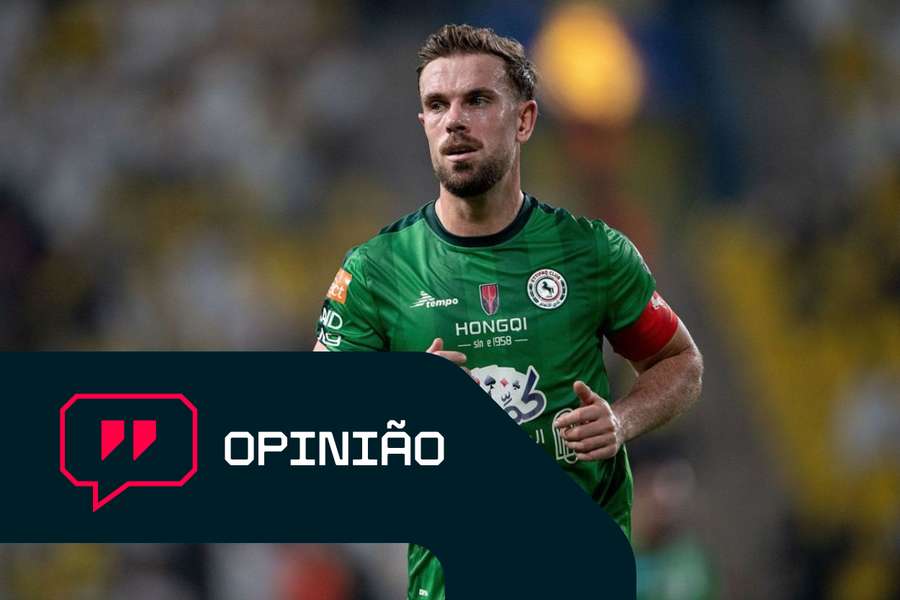 Jordan Henderson em ação pelo Al-Ettifaq