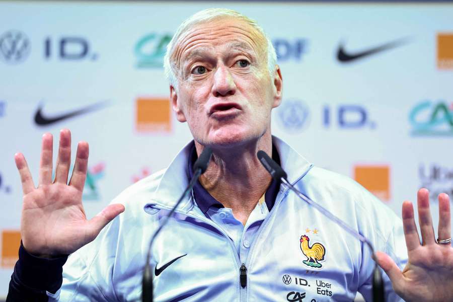 Deschamps en conférence de presse.