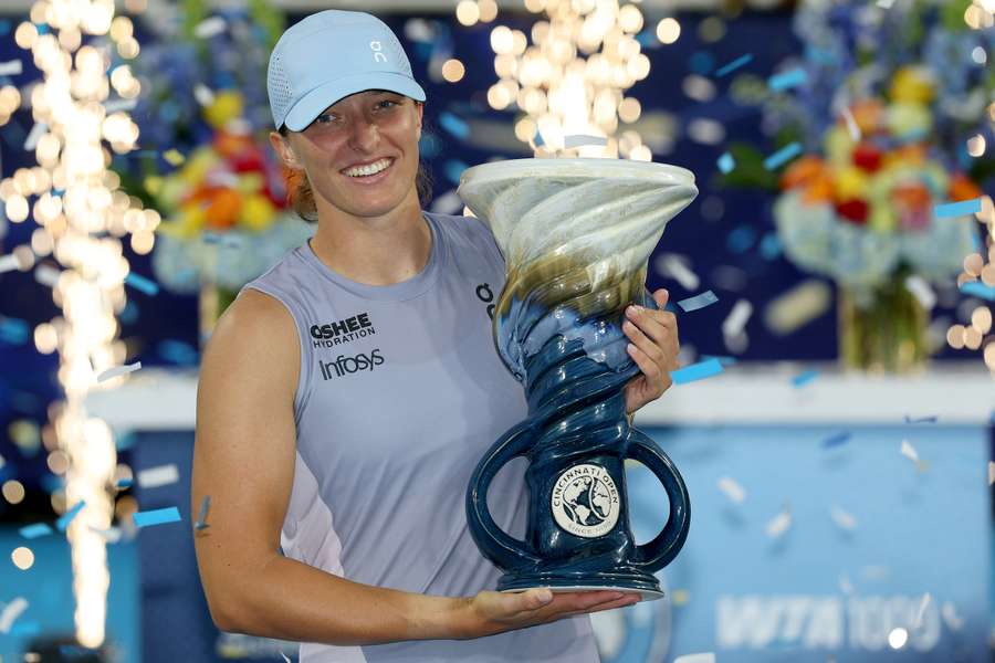 Iga Swiatek wins an 11th WTA 1000 in a tricky final in Cincinnati. Iga Swiatek wins an 11th WTA 1000 in a tricky final in Cincinnati.