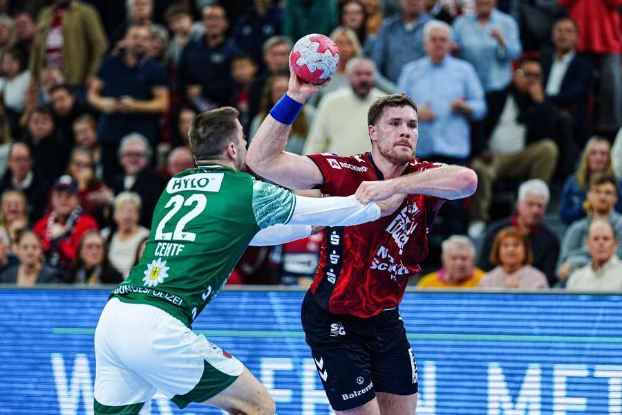 Johannes Golla beim Wurfversuch. Johannes Golla beim Wurfversuch.