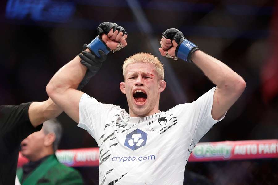 Jakub Wikłacz po zwycięstwie z UFC Jakub Wikłacz po zwycięstwie z UFC