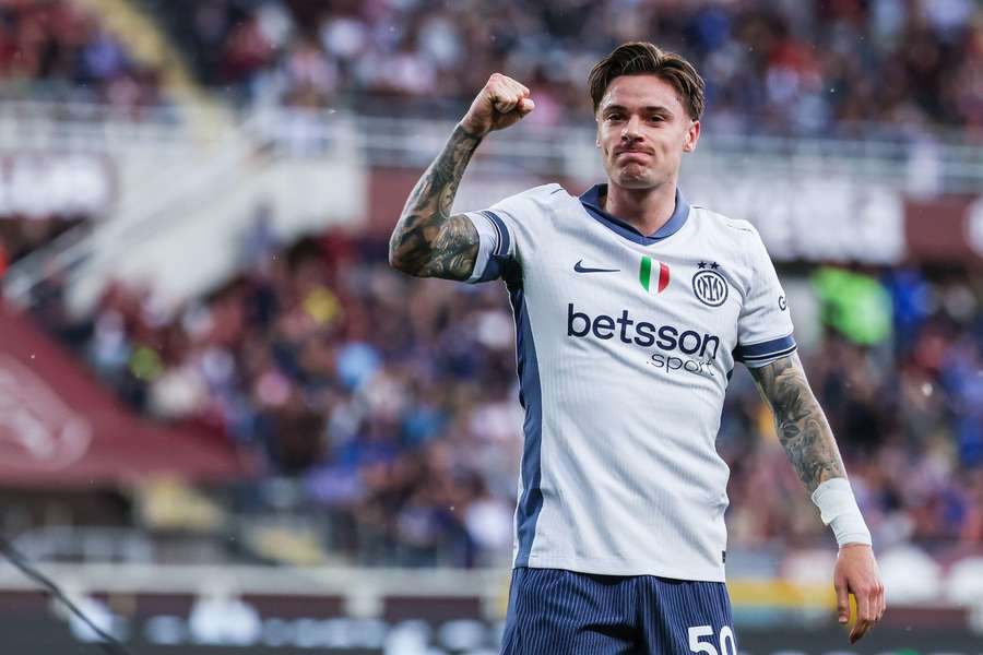 Inter Milan make transfer call for Roma loanee Zalewski
