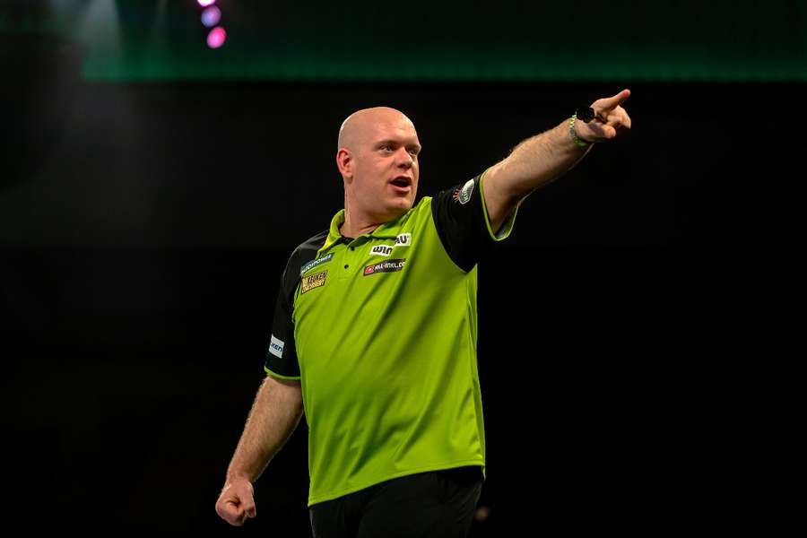 'Tank still full' for Michael van Gerwen after quick start at World