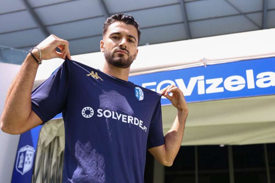 Rodrigo Escoval, jogador do Vizela