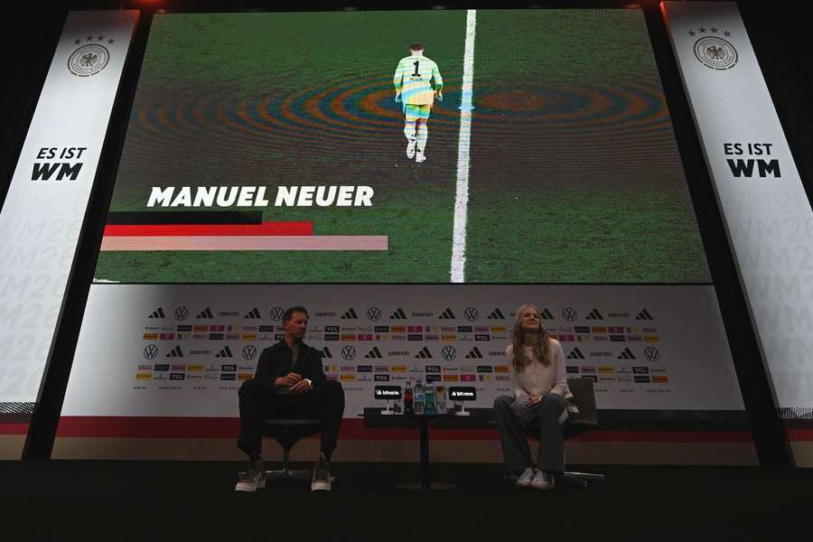 Manuel Neuer ist nach langen Diskussion doch bei der WM 2026 dabei. Manuel Neuer ist nach langen Diskussion doch bei der WM 2026 dabei.