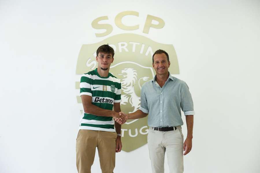 Vagiannidis apresentado com Frederico Varandas
