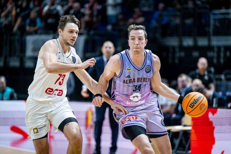 Rylicha (vlevo) prohra mrzela.