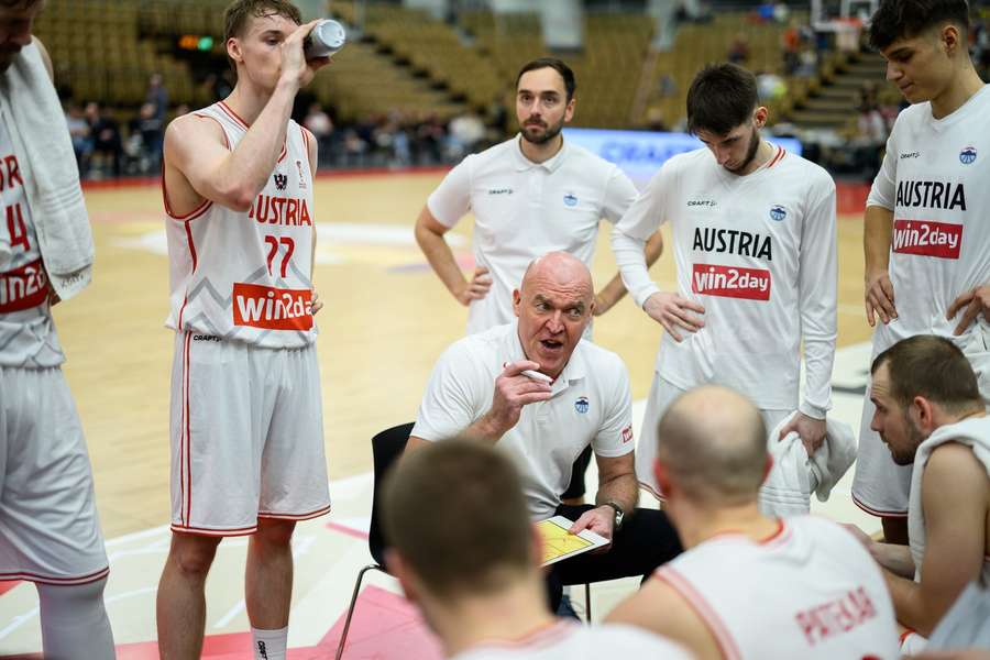 Aramis Naglic will seine junge Truppe bestmöglich unterstützen Aramis Naglic will seine junge Truppe bestmöglich unterstützen