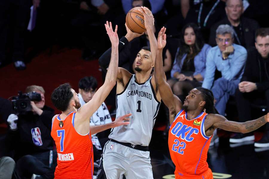 Wembanyama está em busca do seu primeiro troféu na NBA Wembanyama está em busca do seu primeiro troféu na NBA