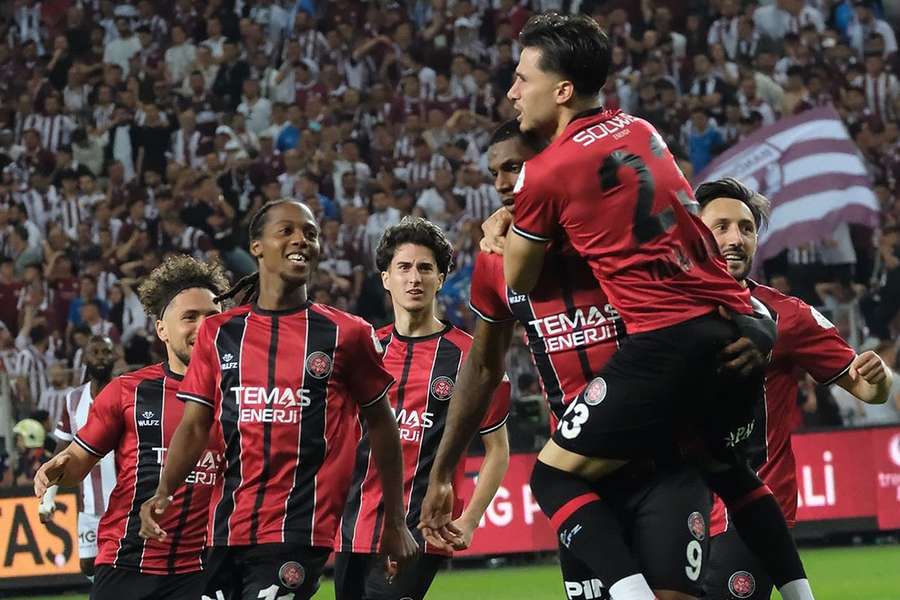 Karagümrük conquista passaporte para a primeira liga turca