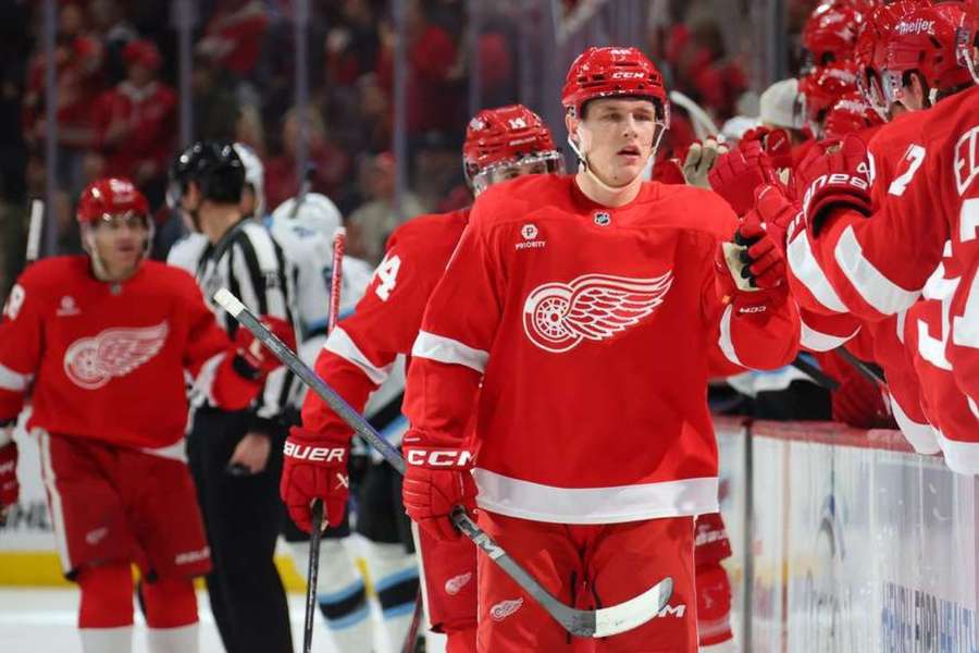 Dwa gole i trzy asysty Patricka Kane'a w meczu Detroit Red Wings z Buffalo Sabres