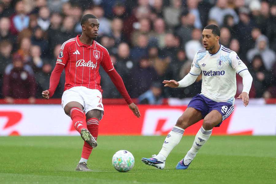 Hudson-Odoi ao serviço do Nottingham Forest