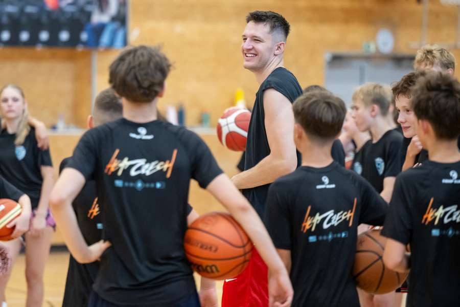 Krejčí během basketbalového kempu.