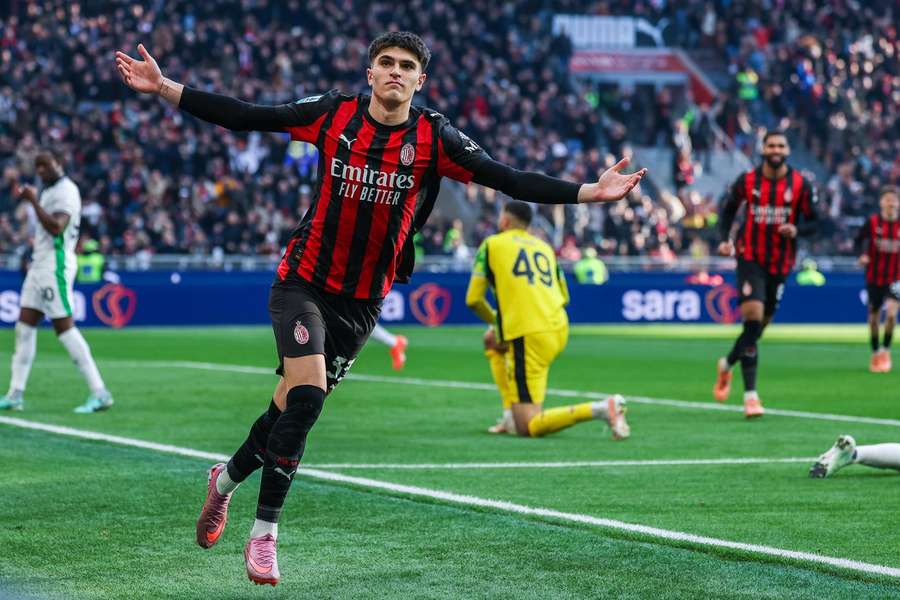 Arsenal watching AC Milan defender Bartesaghi