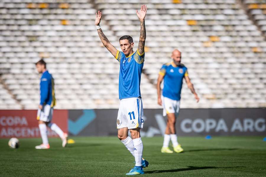 Di María ao serviço do Rosario