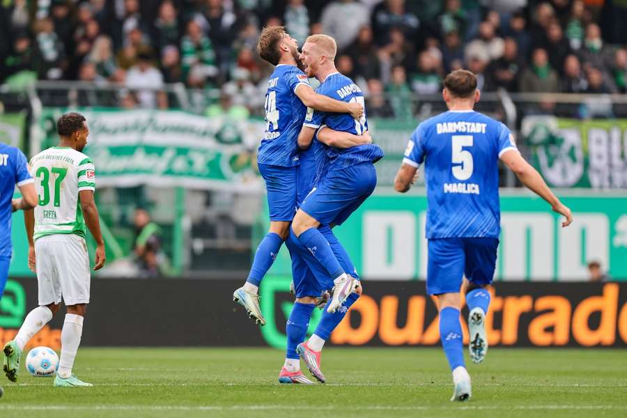 Greuther Fürth hat gegen Darmstadt 98 ein schreckliches Debakel erlitten.