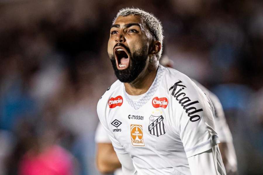 O Santos buscou o empate com Gabigol