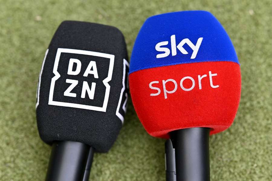 DAZN und Sky zeigen auch in den kommenden Jahren die beiden Bundesligen.