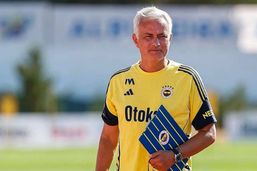 José Mourinho liderou pré-época do Fenerbahçe no Algarve