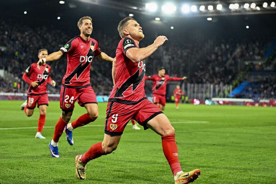 Alemao celebra su gol ante el Estrasburgo