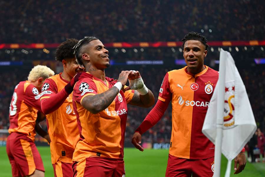 El Galatasaray ha hecho valer su localía en el partido de ida de los octavos