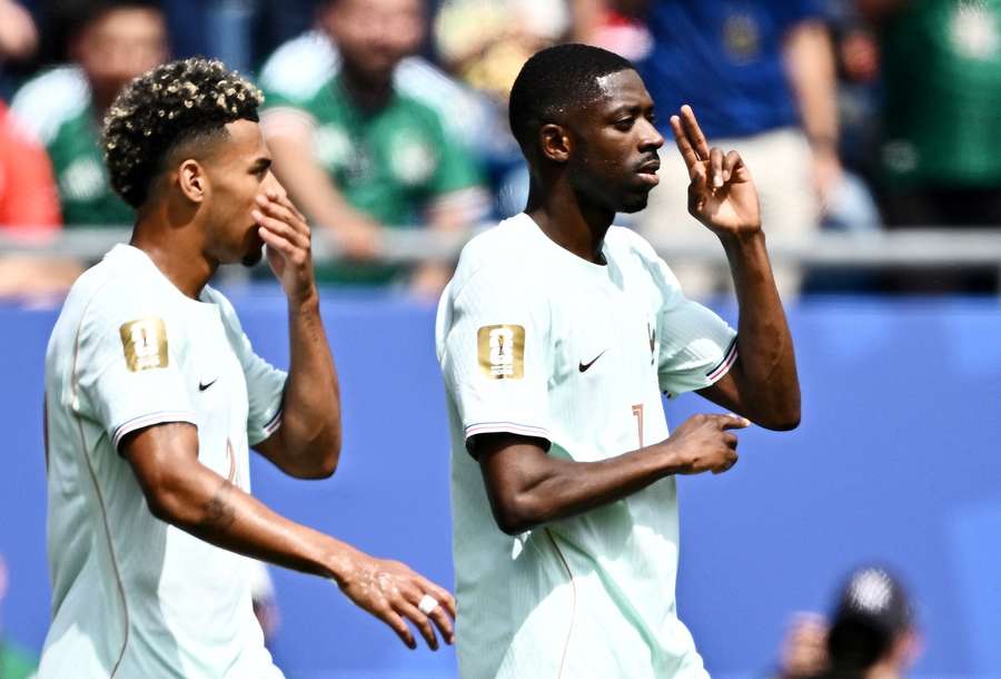 Dembélé e Doué fizeram os gols franceses