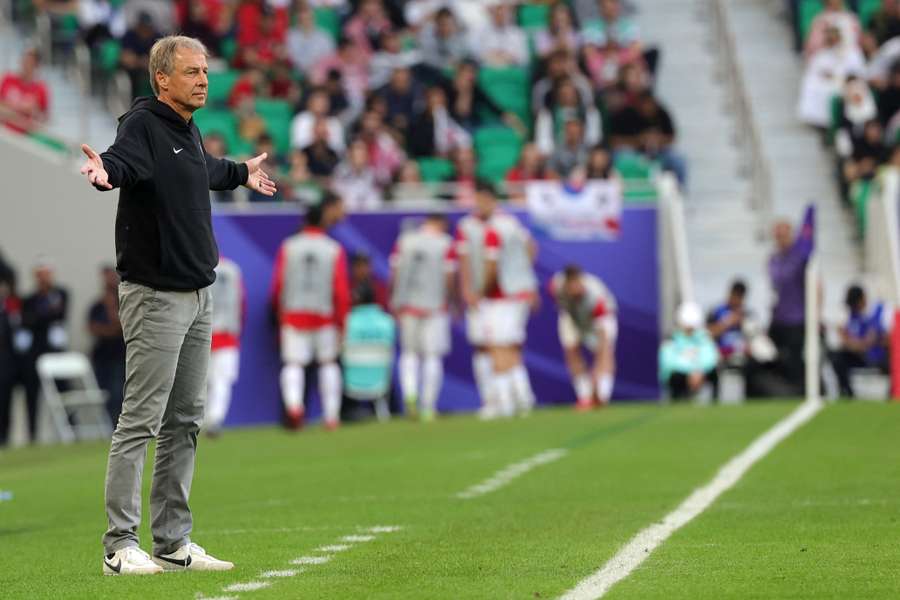 Klinsmann on the sidelines in Qatar