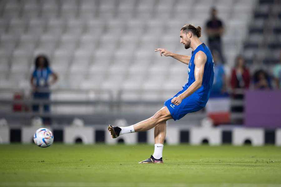 Rabiot aktuálne zarezáva v katarskej Dauhe.