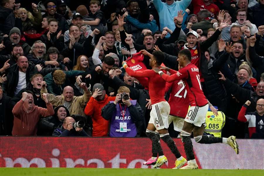 Manchester United klar til FA Cup-semi efter forrykt overtidsdrama mod Liverpool