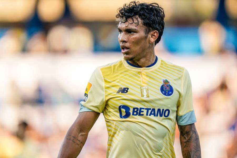 Gabriel Veron fez 26 jogos e um golo na época de estreia pelo FC Porto