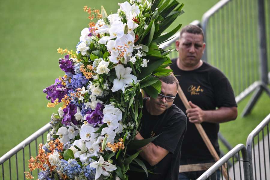 World set to bid final farewell for Pele starting with 24-hour wake