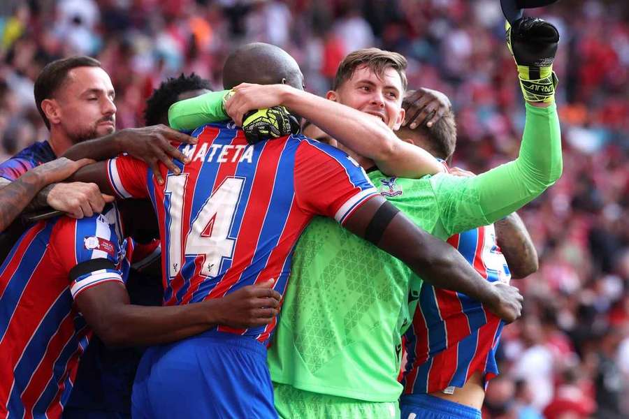 Henderson full of pride being Palace shootout hero