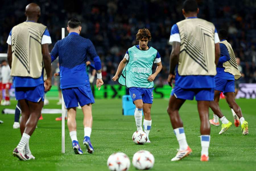 Rodrigo Mora deve falhar jogo em Braga