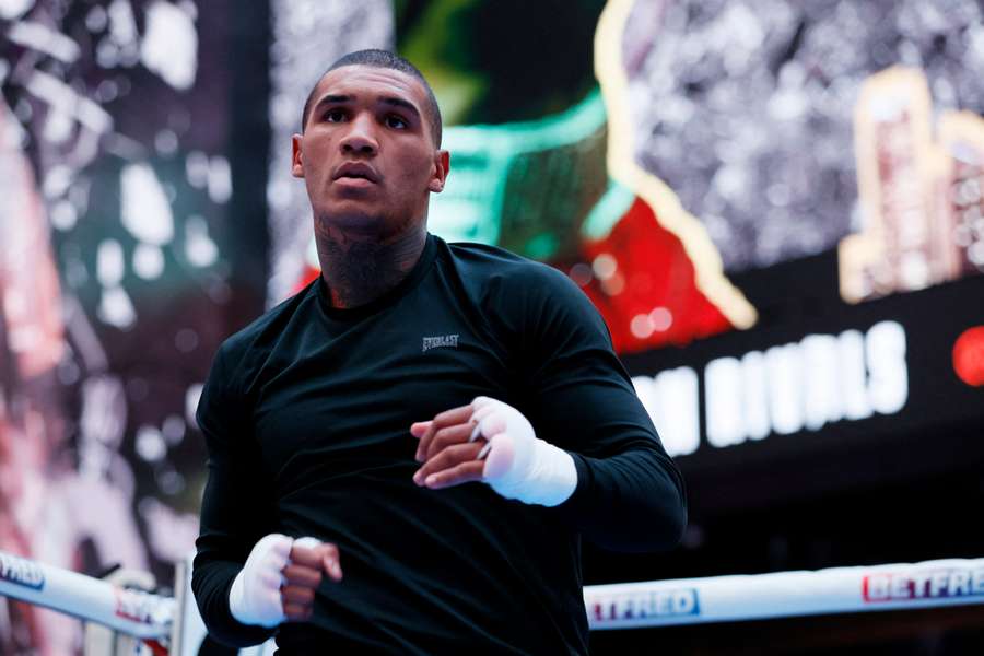 Conor Benn relinquishes boxing licence after positive test