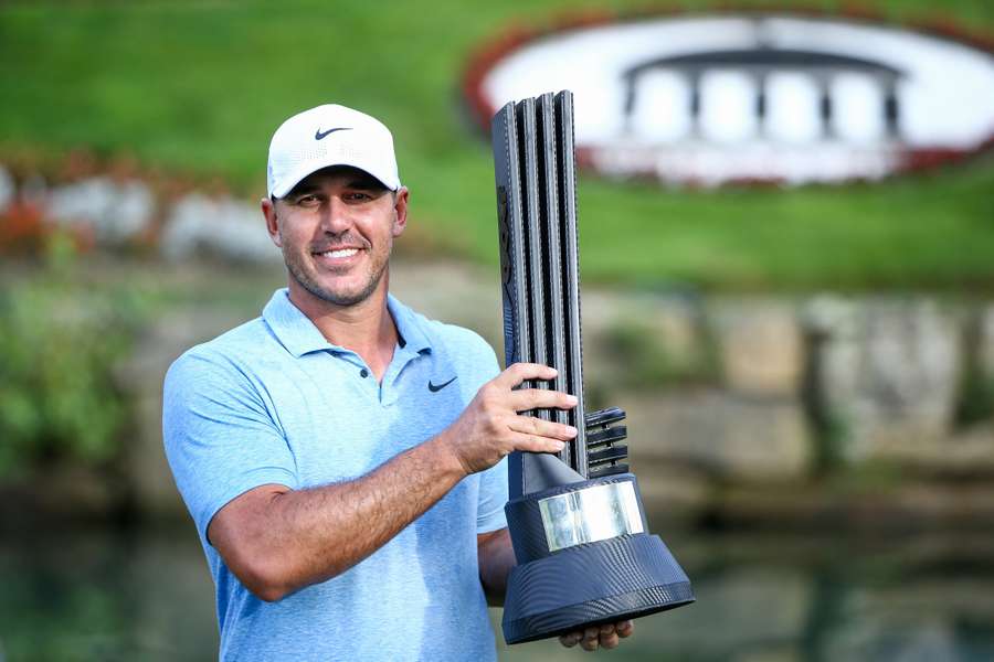 Koepka festeja o seu título