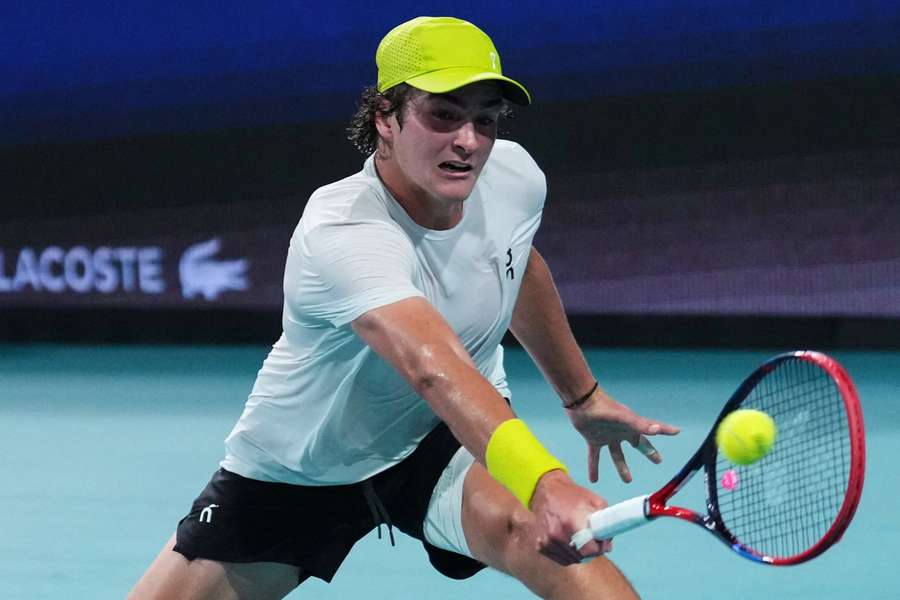 João Fonseca perdeu para De Minaur em Miami
