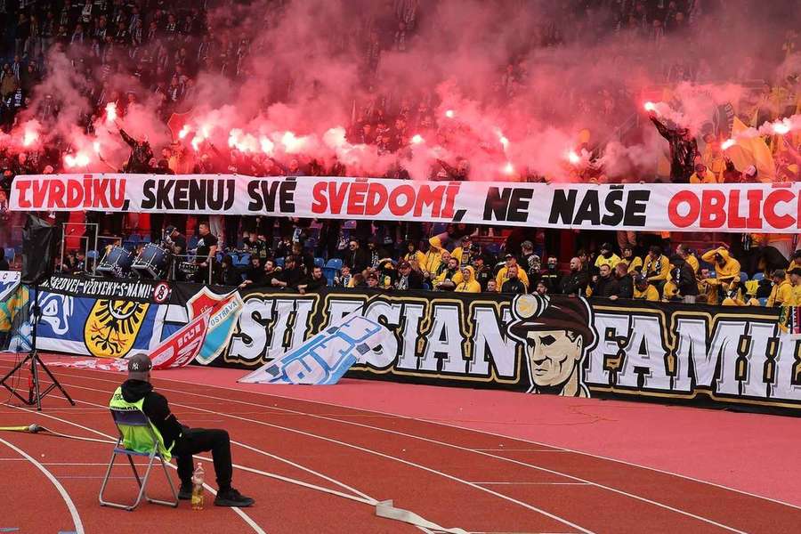 V sobotu proti skenování obličejů protestovali fanoušci napříč ligovými stadiony.