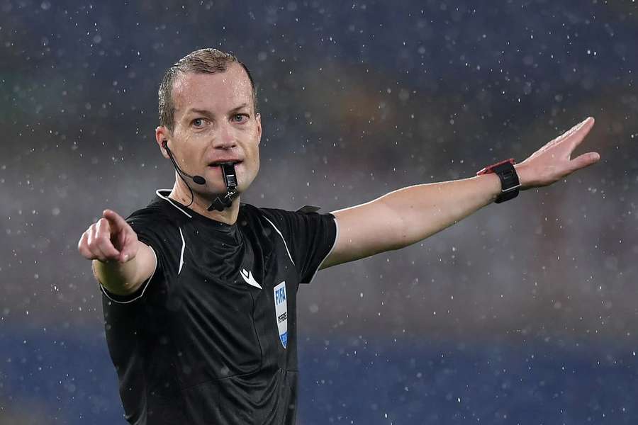 O escocês William Collum foi nomeado para arbitrar o jogo entre o Sporting e os austríacos do Sturm Graz