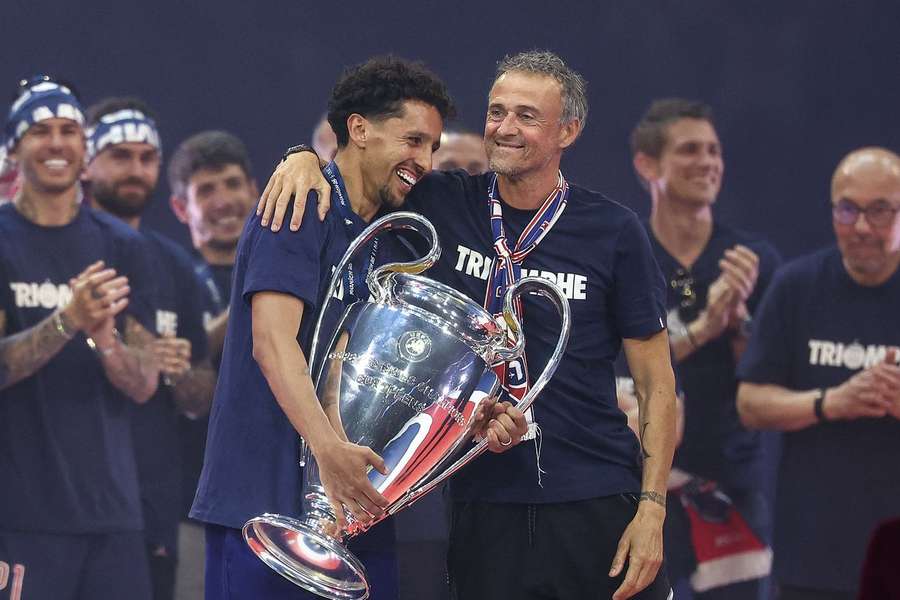 Luis Enrique tem uma relação próxima com os jogadores do PSG
