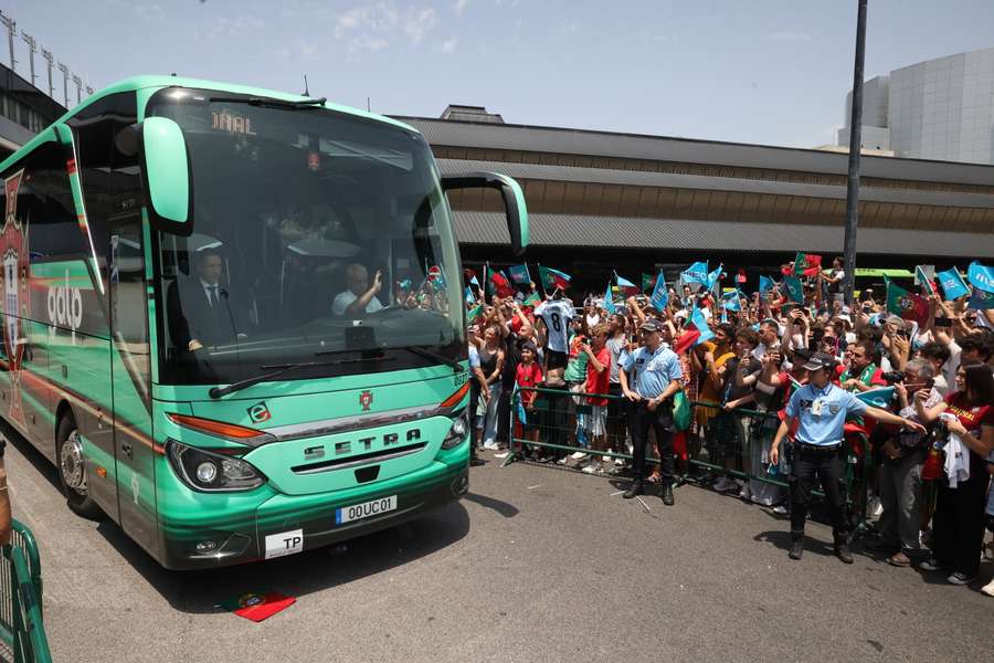 Adeptos desiludidos com a falta de interação da equipa