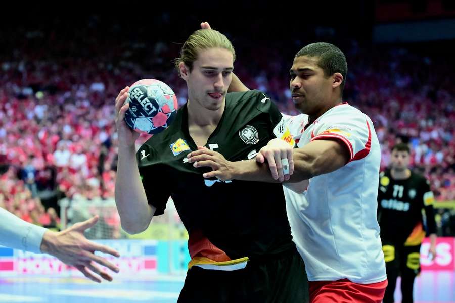 Juri Knorr ist bei der Handball-EM 2026 noch nicht in Tritt gekommen. Juri Knorr ist bei der Handball-EM 2026 noch nicht in Tritt gekommen.