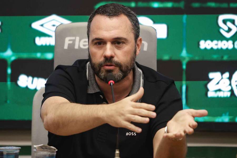 Rival do presidente Bittencourt (foto) fez acusações pesadas