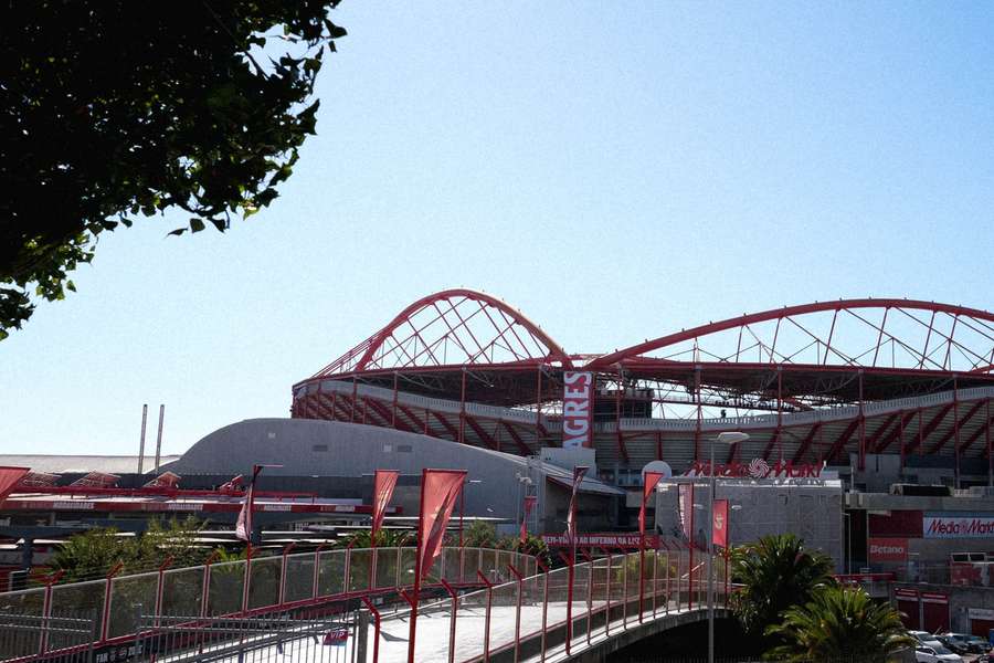 Estádio da Luz aproxima-se dos 70 mil lugares
