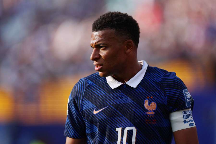 Kylian Mbappé reste mesuré. Kylian Mbappé reste mesuré.