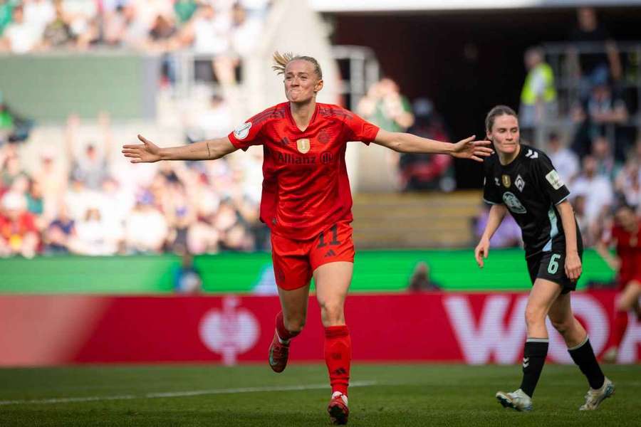 Lea Schüller erzielte einen Hattrick im Pokalfinale