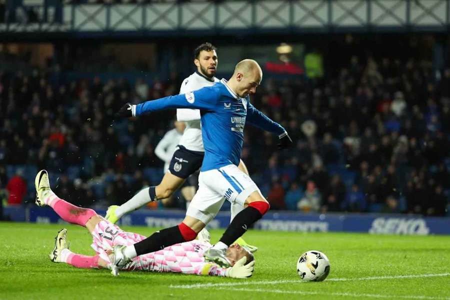 Kupte ho! Černý táhne Rangers a fanoušci chtějí přestup. Je to náš nejlepší hráč, shodují se