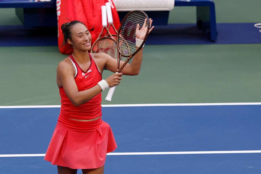 Zheng will face Sabalenka in the quarter-final