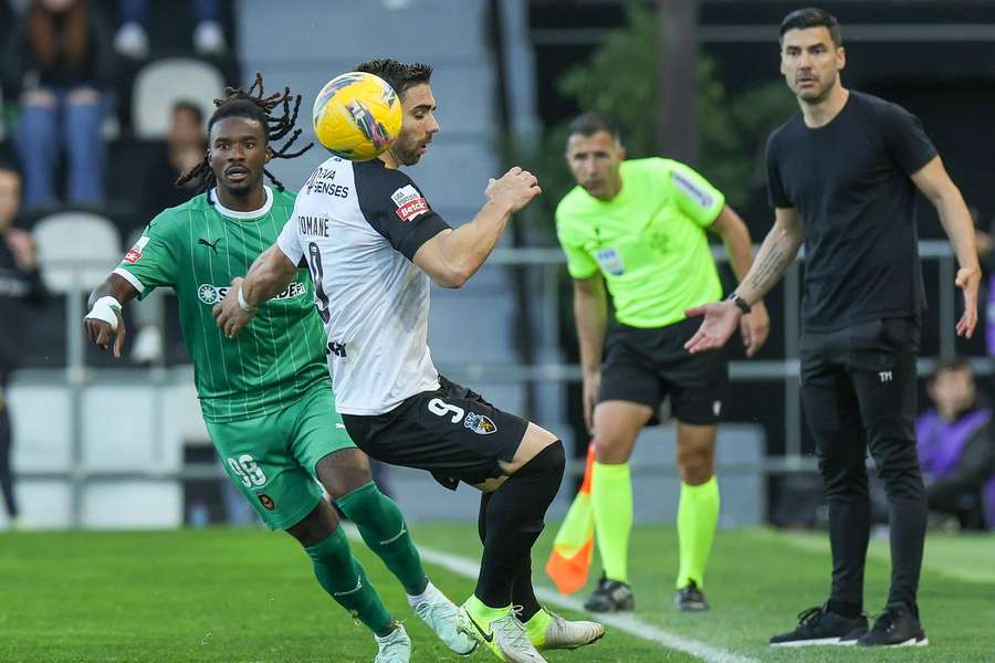 Farense derrotado pelo Rio Ave em casa