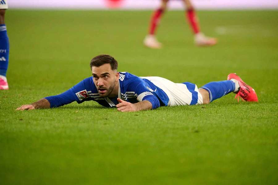 Schalke geht erneut unter.