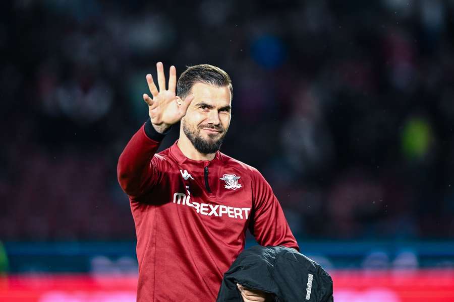  Elvir Koljic 